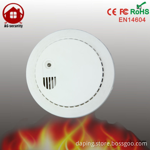 fire alarm smoke detector with dual-voltage
